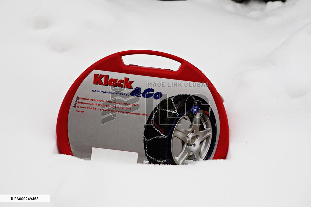car, snow chains, tire, weather, winter, transportation, automobile