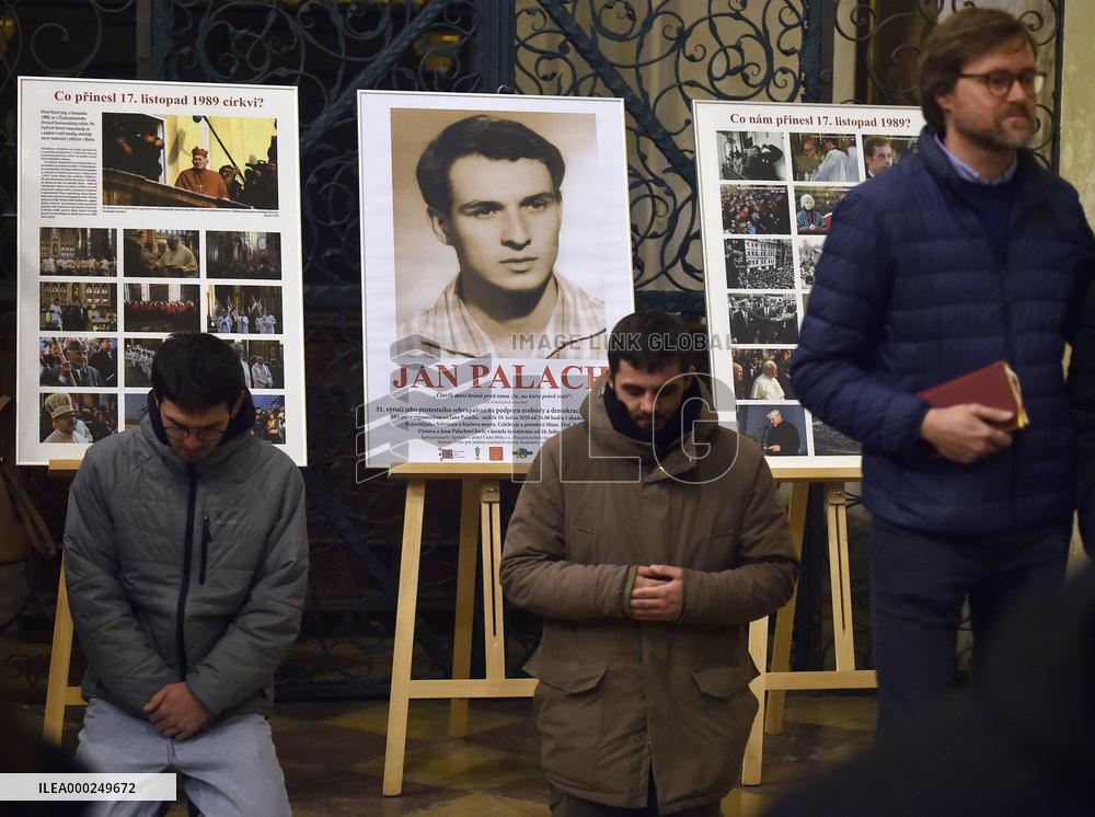 Mass to pay respect, Jan Palach photo, exhibition