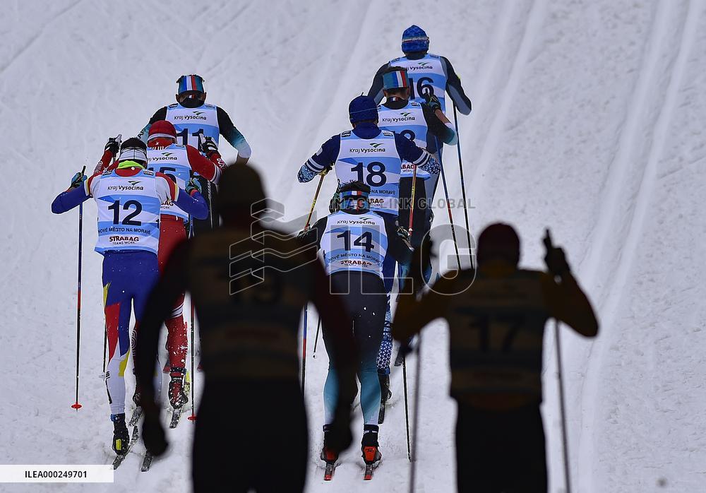 Skiers, men's 15 km classic style within the FIS Cross-Country World Cup