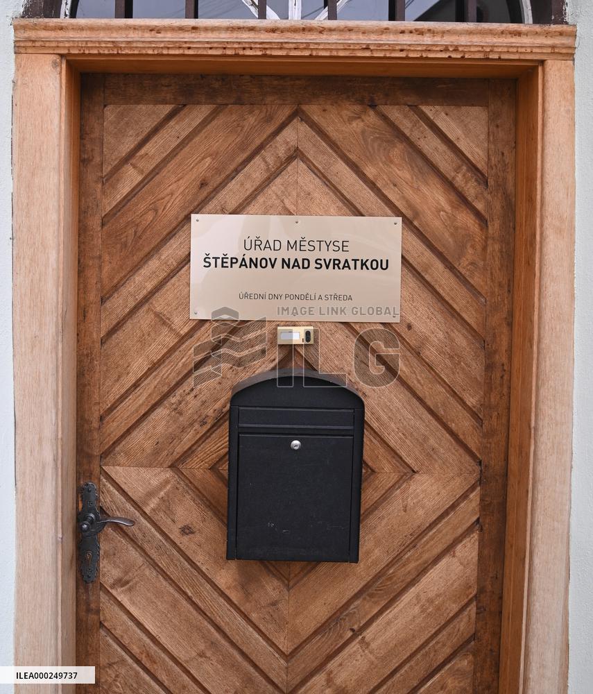 Bird flu back in Czech Republic, Stepanov nad Svratkou Town Hall