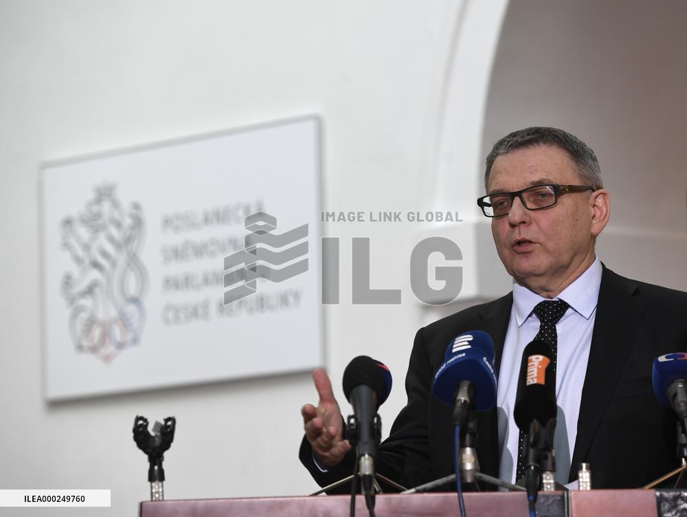 Lubomir Zaoralek