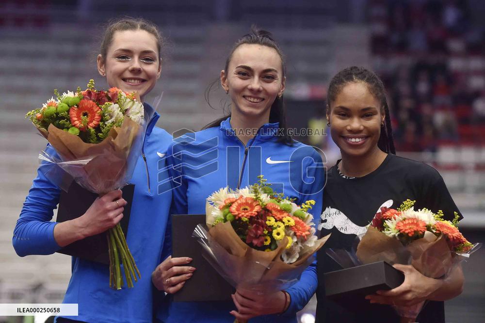 Yuliya Chumachenko, Yrina Igorevna Geraschenko, Tynita Butts-Townsend