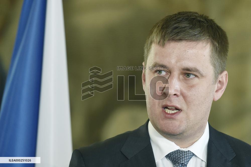 Tomas Petricek