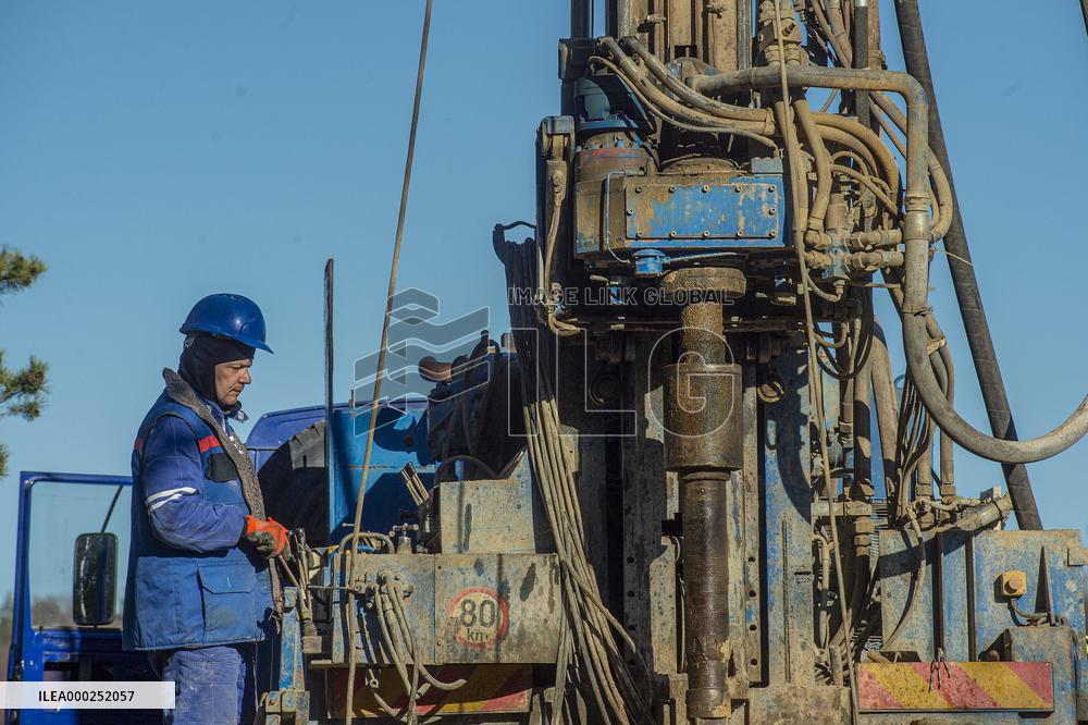 construction of the network of water boreholes for monitoring of Turow mining impacts