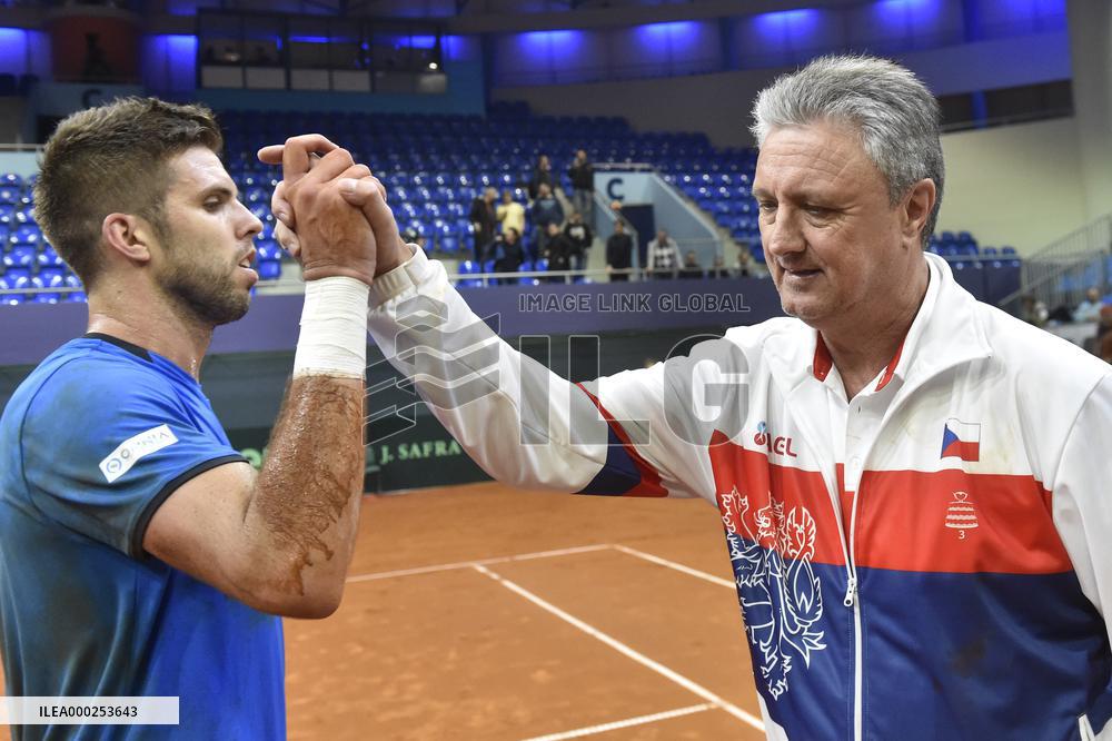 Jiri Vesely, Jaroslav Navratil