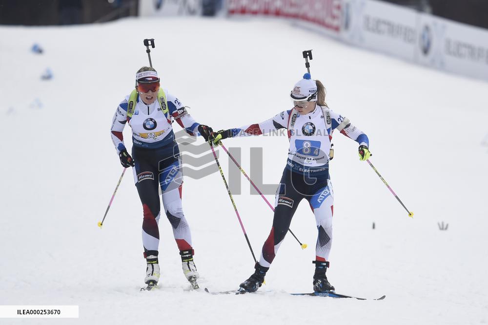 Lucie Charvatova, Eva Kristejn Puskarcikova