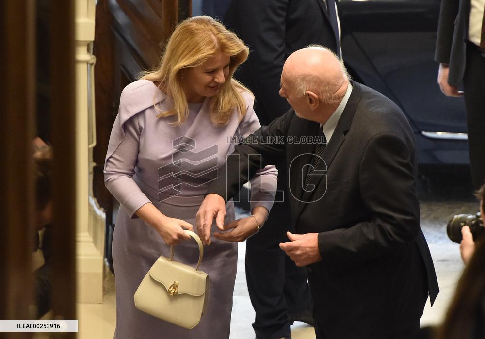 Zuzana Caputova, Pavel Rychetsky