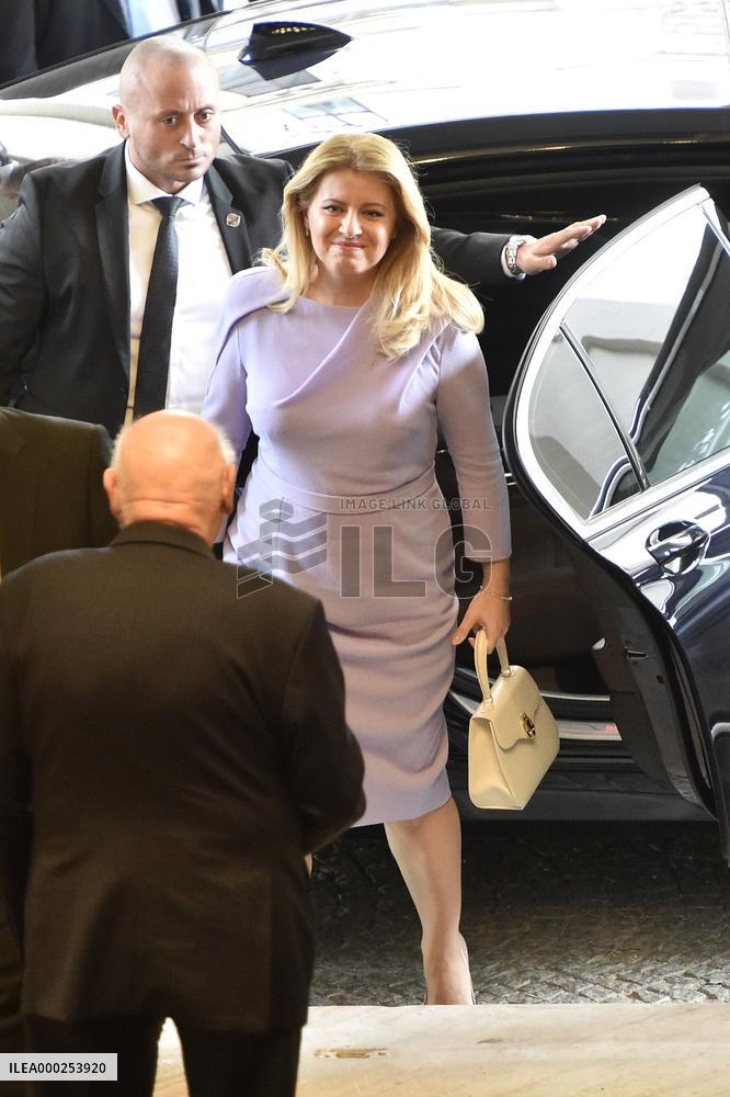 Zuzana Caputova, Pavel Rychetsky