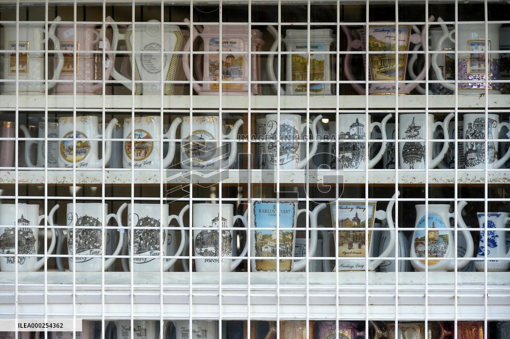 Karlovy Vary, Karlsbad, spa town, empty, cup, souvenirs