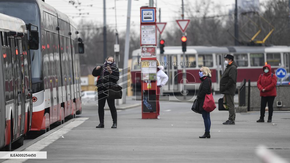 Public transport, Prague, epidemic coronavirus, people, face mask