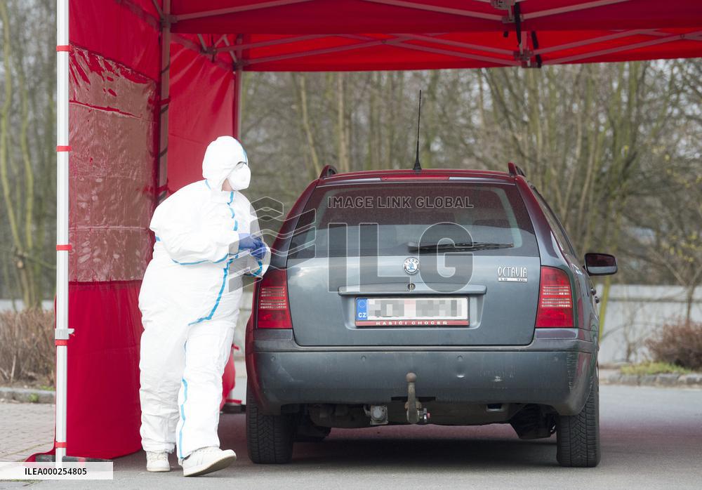 drive-through COVID-19 testing station, Regional Hospital Pardubice