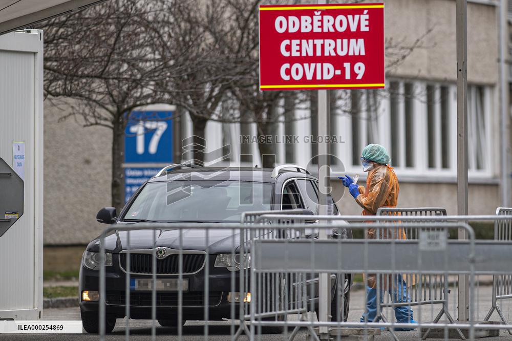 drive-through COVID-19 testing station, University Hospital Hradec Kralove