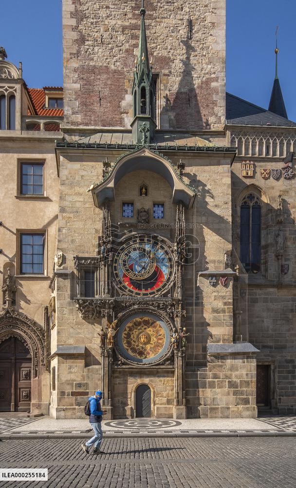 Old Town Square, Old Town Hall, Astronomical clock, Empty center of Prague, historical center, Prague, city, without tourists, restricted movement of people, travel ban, prevention of infection, Coronavirus, Covid 19