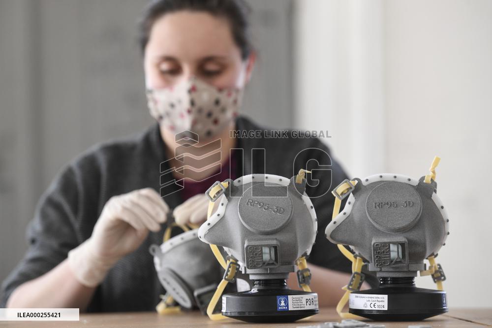 3Dees Industries, FFP3 respirators produced by Multijet 3D printing technology, respirator