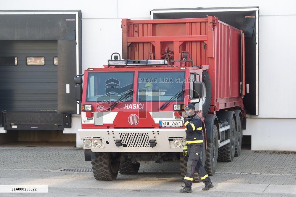 Czechia sending protective suits to Spain, Italy each