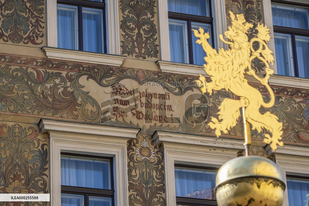 Czech lion, Czech national little symbol, please of patron saint Wenceslas, Do not perish to us and even future, Rott's House, Blazon