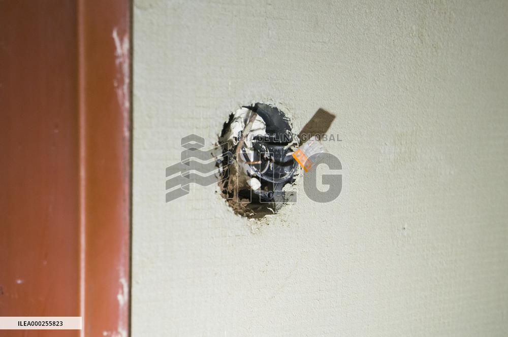 construction site, family house, bathroom, electrical wiring, light switch, reconstruction, renovation