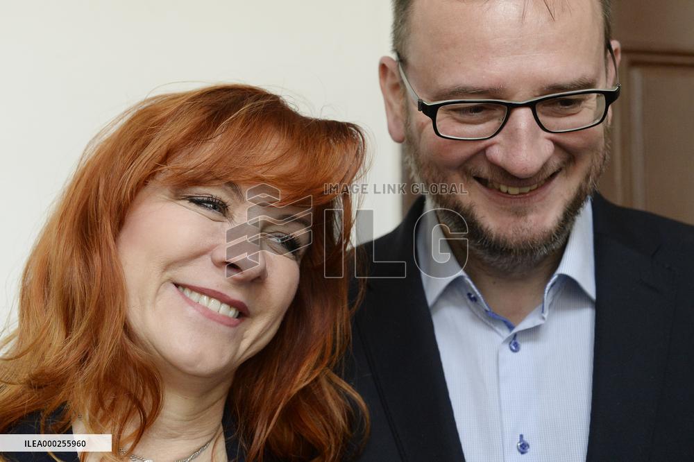 Petr Necas, Jana Necasova (Nagyova)
