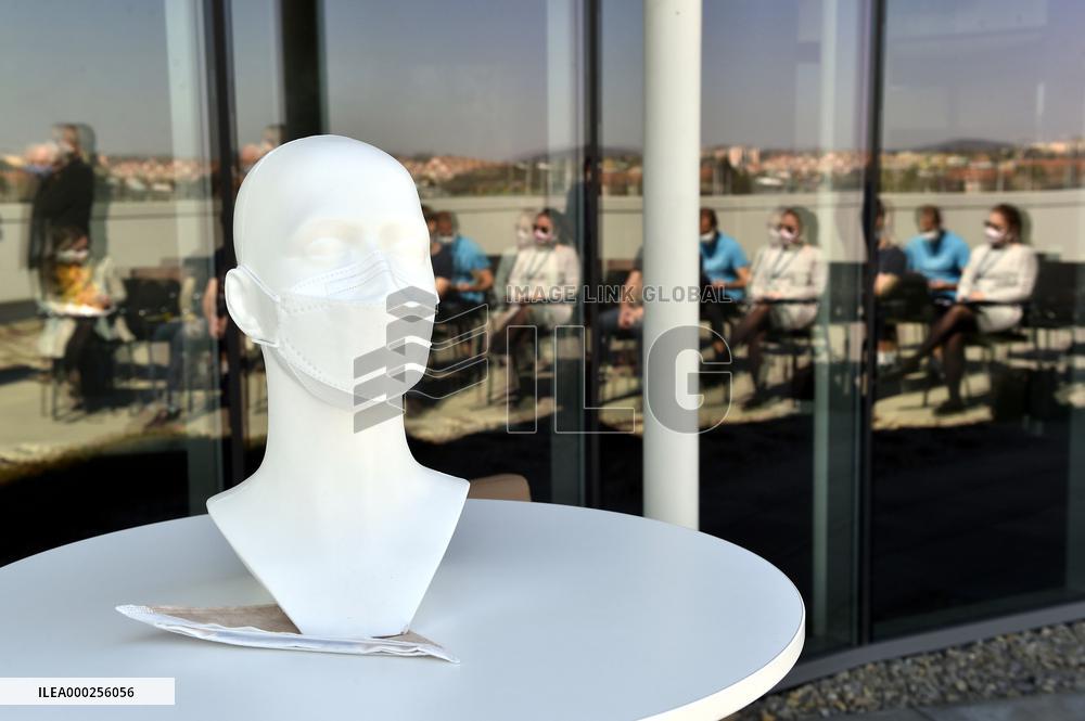 Company Respilon, face mask, with copper oxides