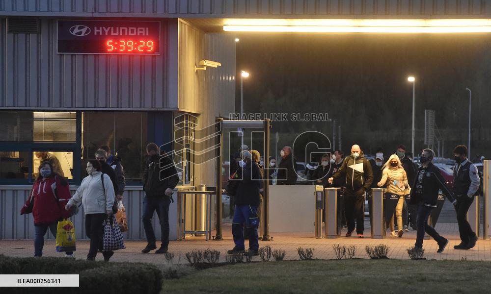 Hyundai's Czech plant resumes production after three weeks