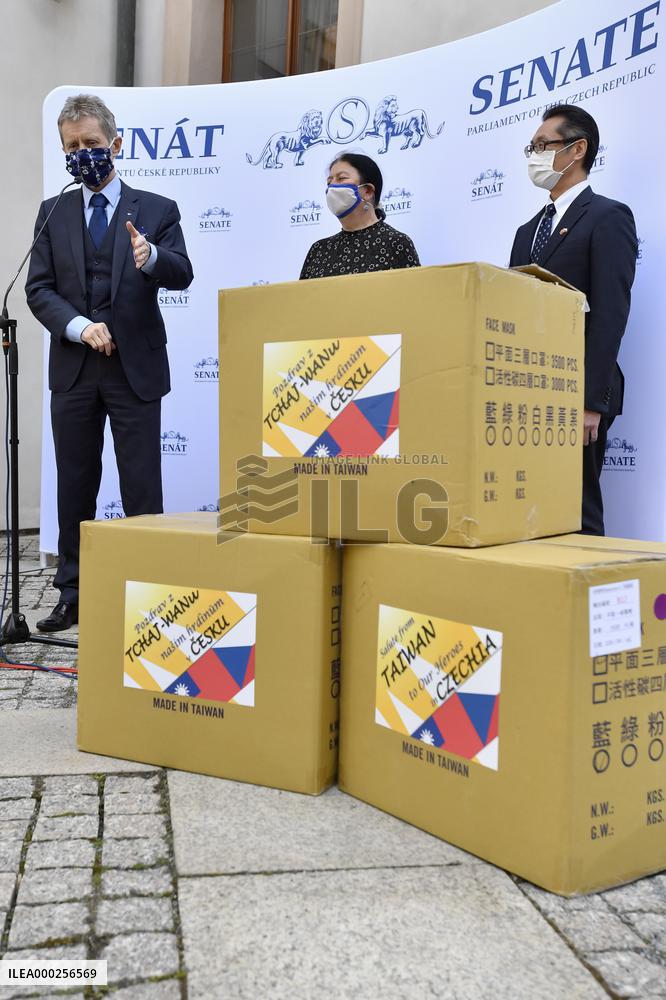 MILOS VYSTRCIL, LIANG-RUEY KE