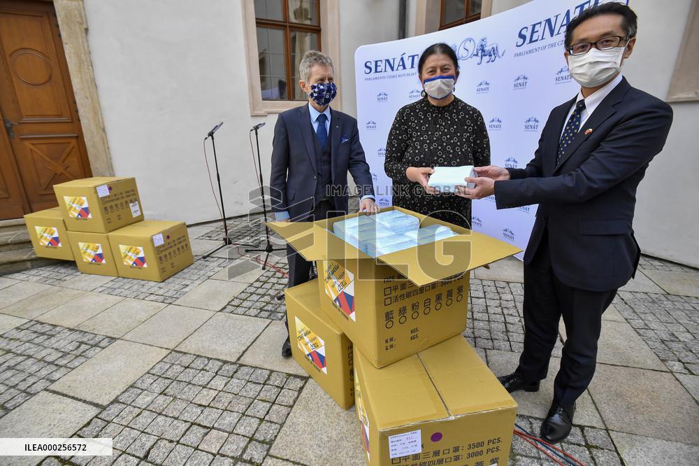 MILOS VYSTRCIL, LIANG-RUEY KE