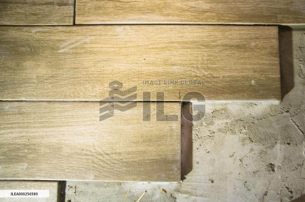 construction site, family house, bathroom, reconstruction, renovation, pavage, paving, floor, flooring