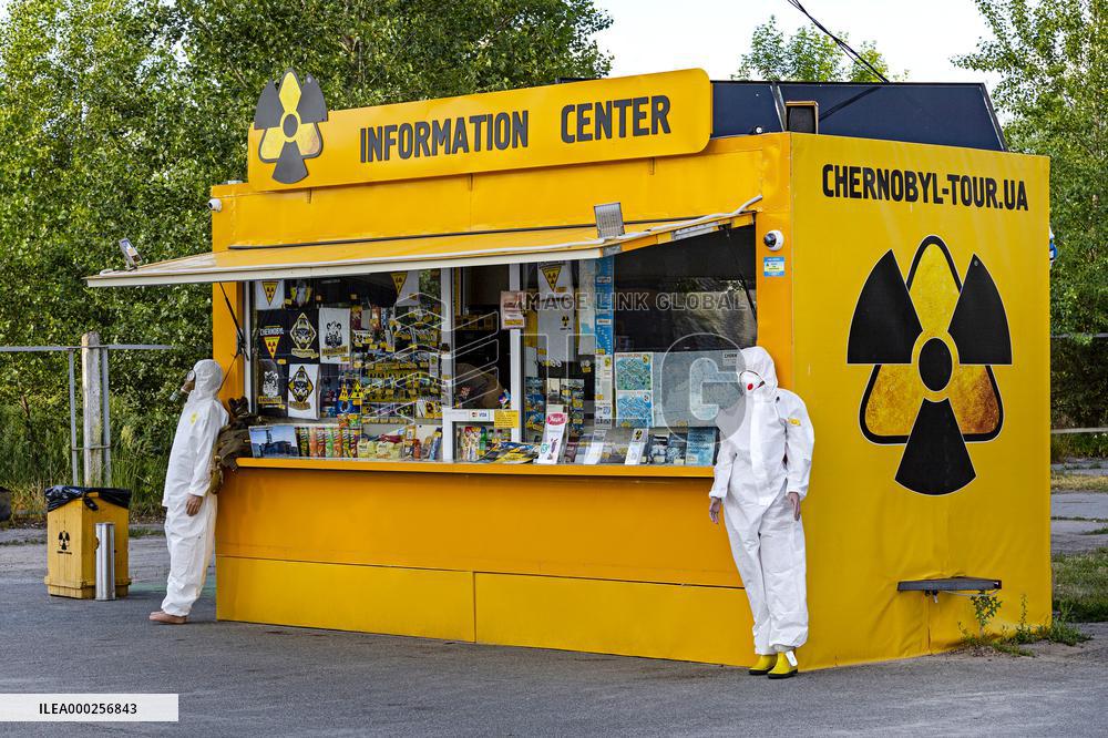 Chernobyl zone, restricted territory, Dytiatky (Dytyatky, Dityatki) Checkpoint, Information center