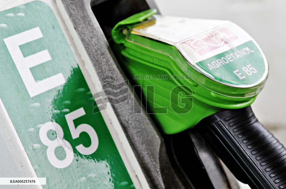 BioPower, Ethanol E85,alcohol, refueling, fueling, fuel,  petrol, filling, gas station,