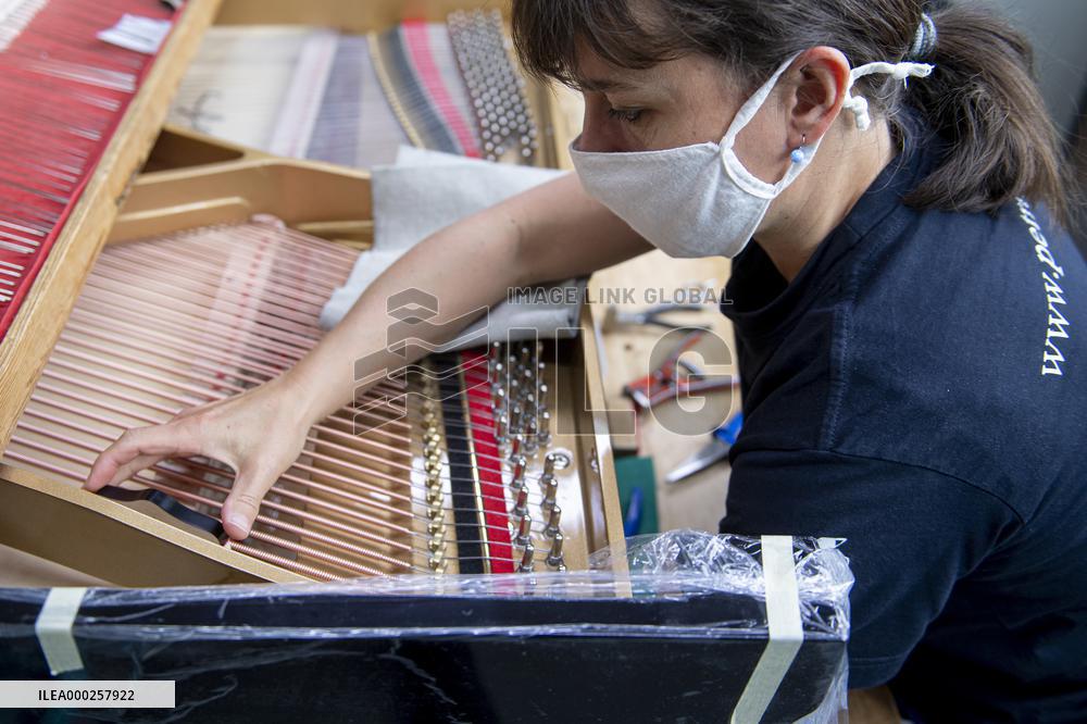 Petrof, production plant, grand piano, grand pianos