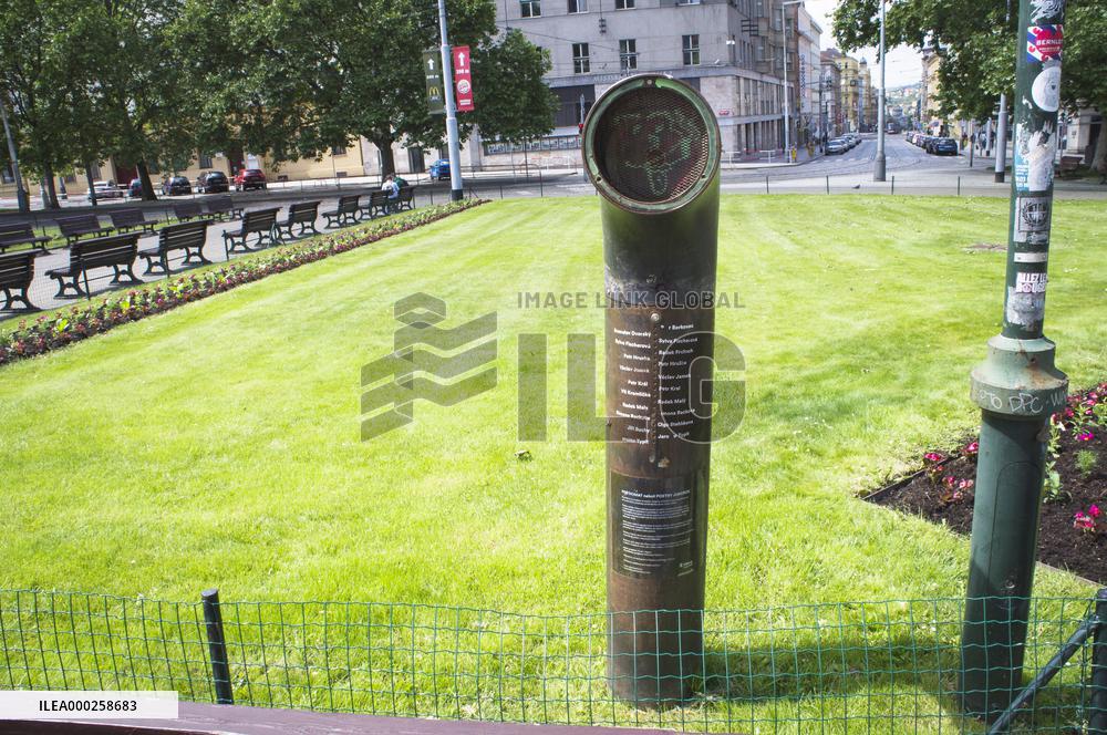 poetry-playing jukebox poeziomat