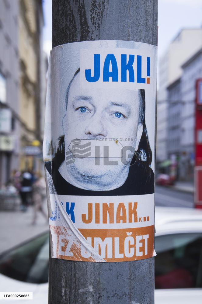 pre-election campaign sticker Ladislav Jakl, Senate elections 2018