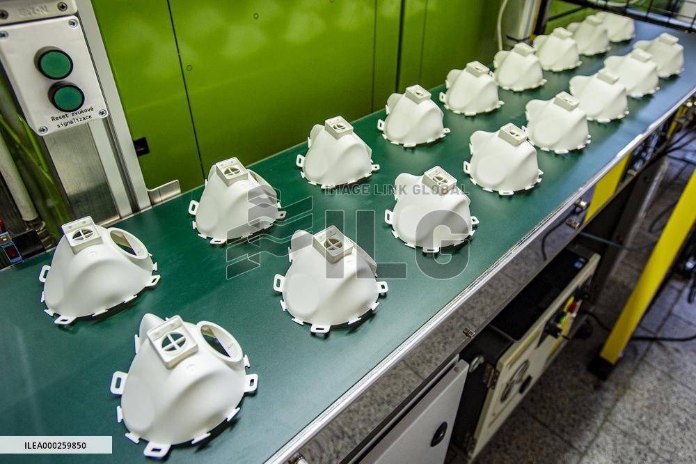 Benes and Lat industrial company production of respirator RP95-M