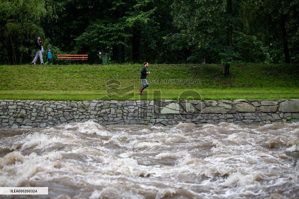 River Moravka, Ostravice, flood, place of accident, raft