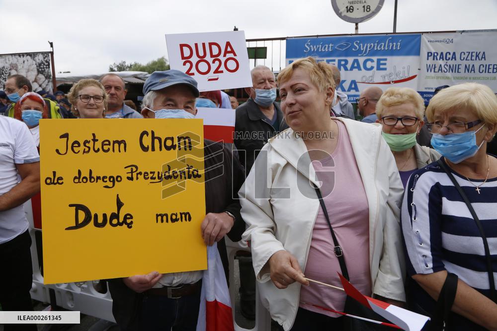 Polish President Andrzej Duda meeting with the residents of the town of Dabrowa Gornicza.