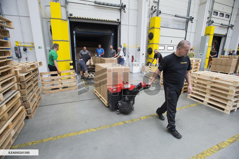 supply of anti-coronavirus protective equipment from China reached the Czech police depository in Opocinek near Pardubice