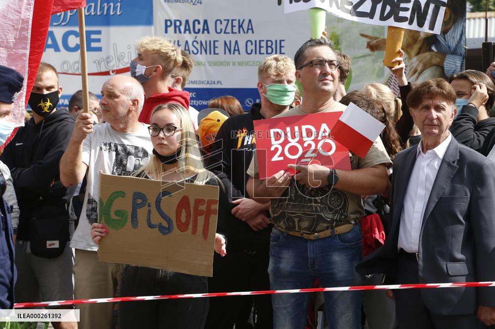 Polish President Andrzej Duda meeting with the residents of the town of Dabrowa Gornicza.