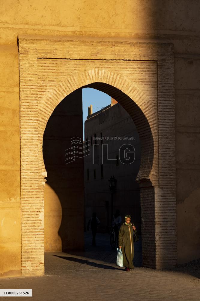 life on streets of medina