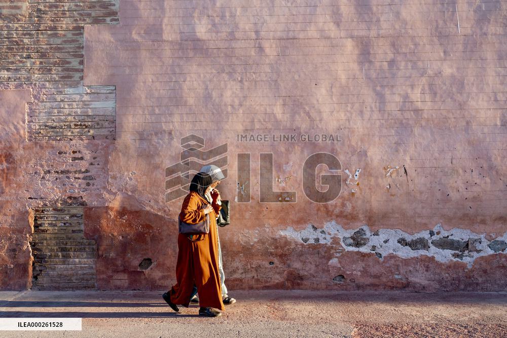 life on streets of medina