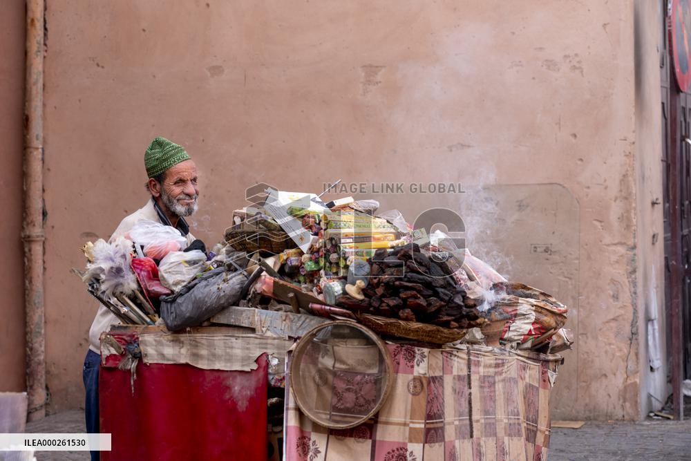 life on streets of medina
