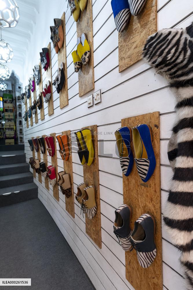 sell of souvenirs, products from leather in medina