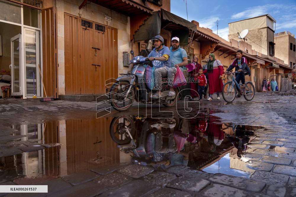 life on streets of medina