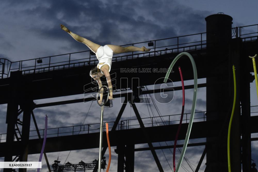 Cirk La Putyka, NeFestival (No Festival)