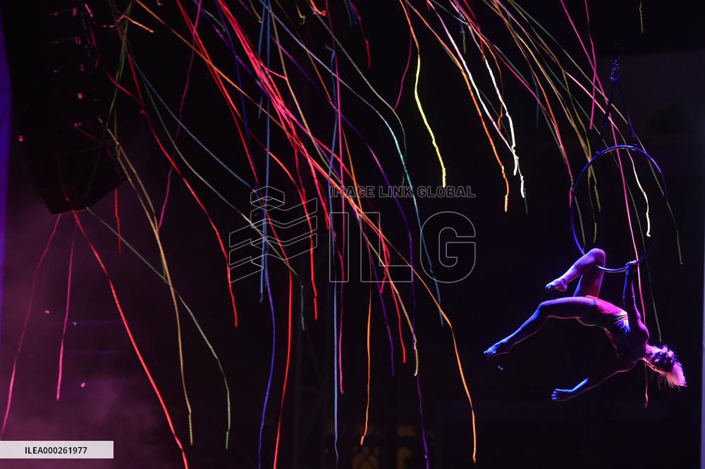 Cirk La Putyka, NeFestival (No Festival)