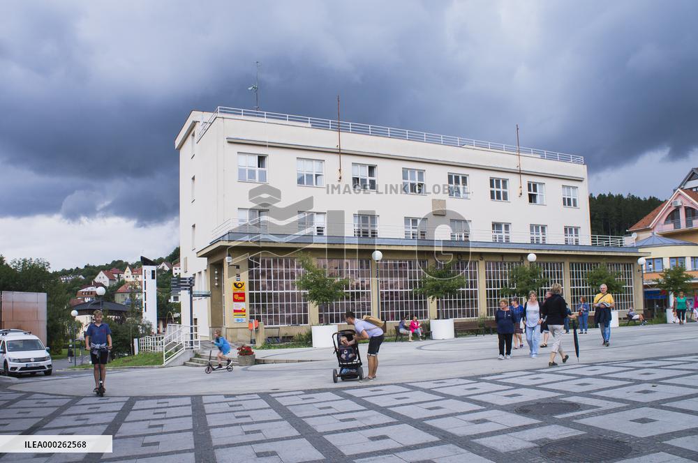 Post office, Dr. Veseleho street, Luhacovice