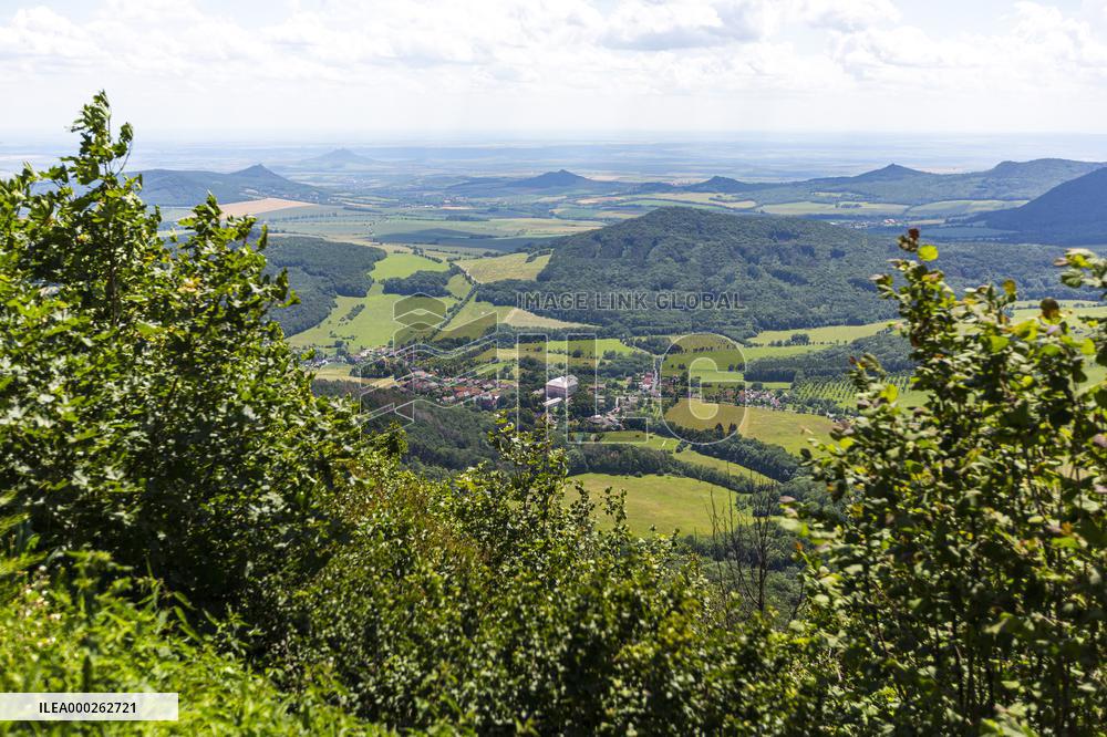Milesovka, Milesovka, mountain, hill, transmitter, meteorological station, observatory, lookout tower