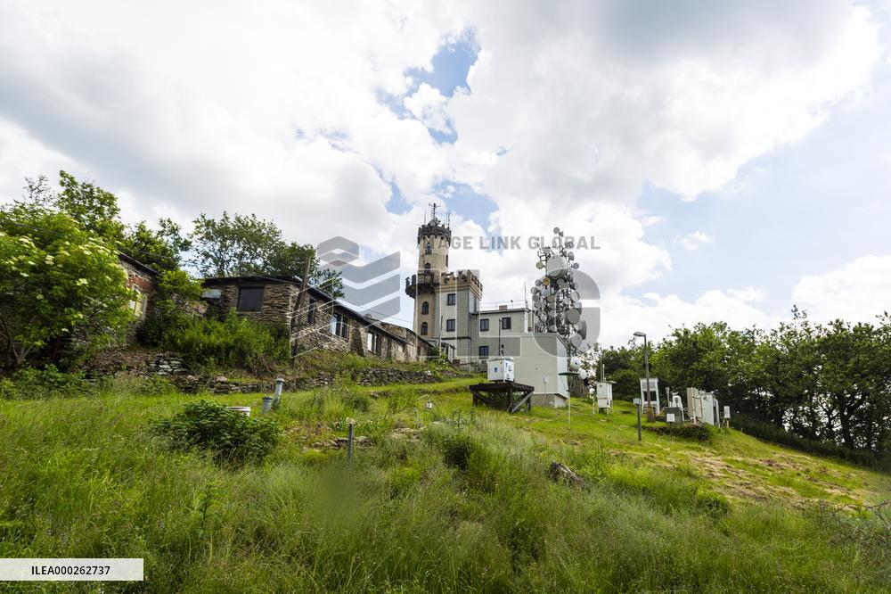 Milesovka, Milesovka, mountain, hill, transmitter, meteorological station, observatory, lookout tower