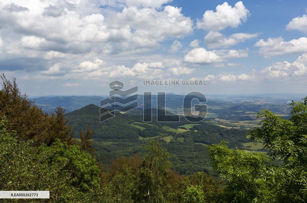 Milesovka, Milesovka, mountain, hill, transmitter, meteorological station, observatory, lookout tower