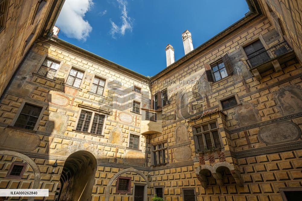 Cesky Krumlov Castle