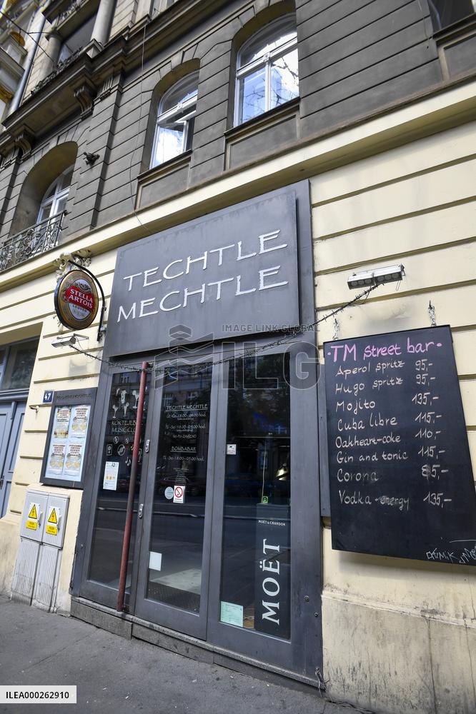 Techtle Mechtle night club